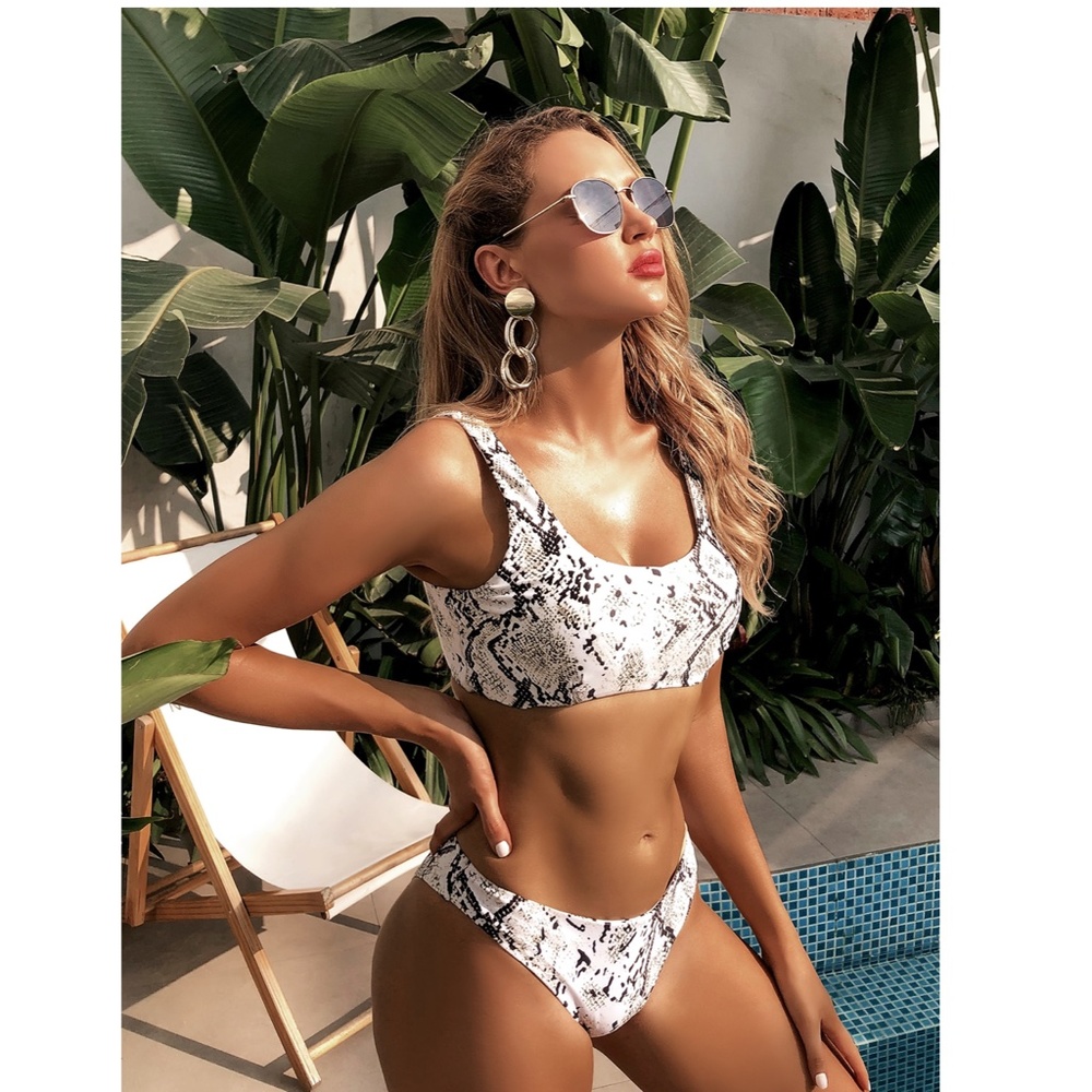 Reptile Print 2 Piece Swimsuit - Picture 5 of 7